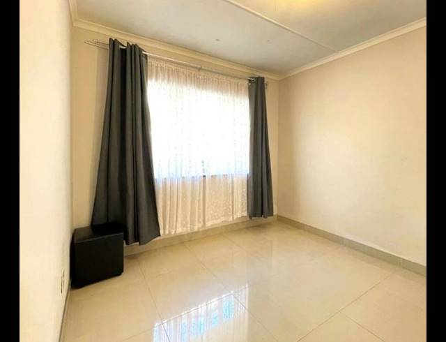 3 BEDROOM PROPERTY TO RENT IN BLUFF